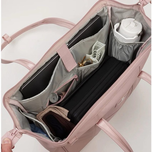 Portland Gear Large Cascade Tote in Blush - Picture 2 of 12